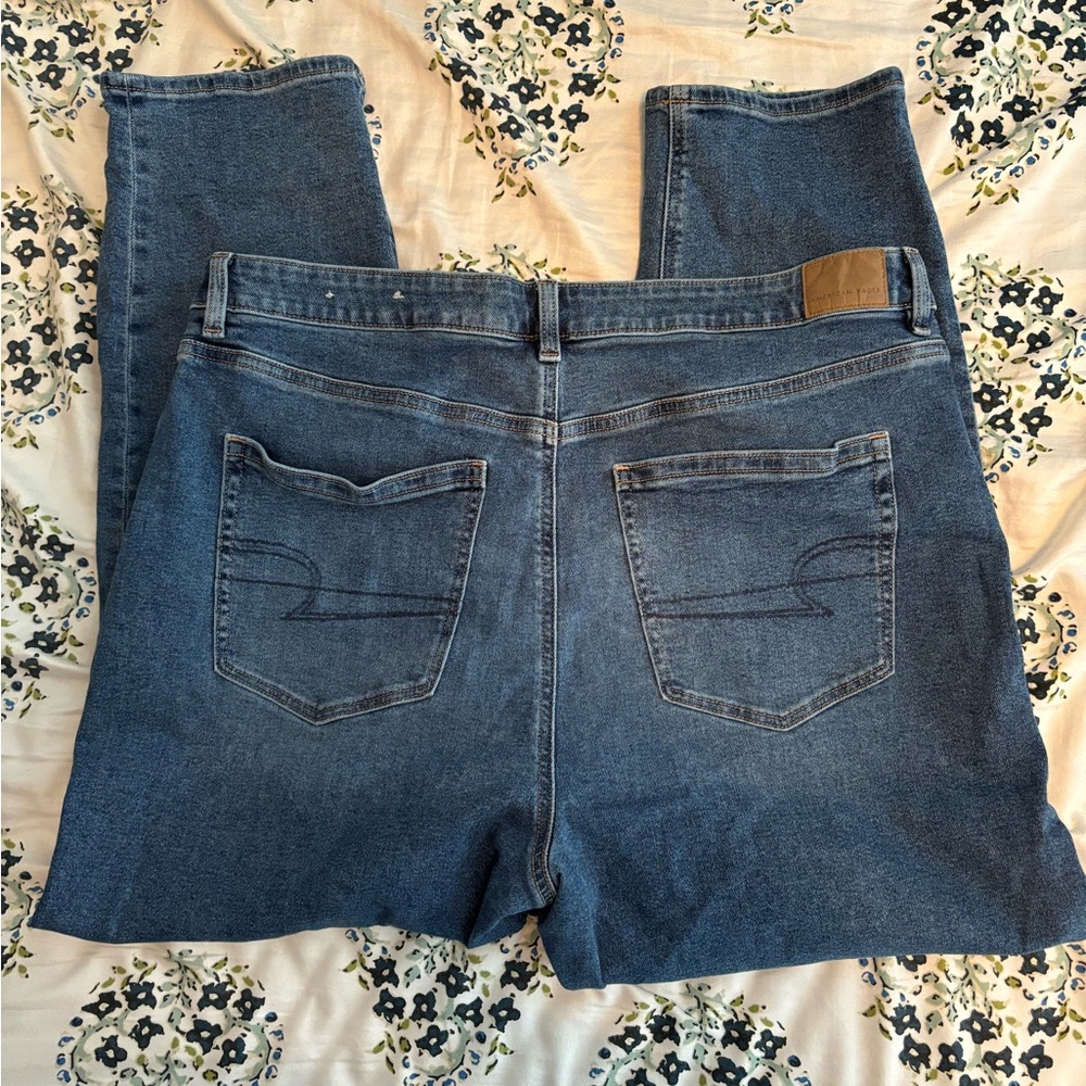 American Eagle Mom Jean